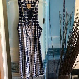 Navy and white tie dye shift dress